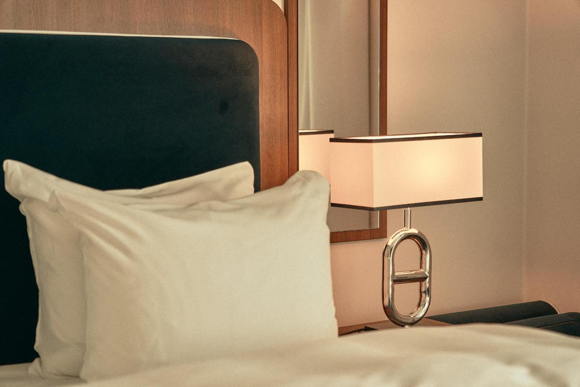 Hotel Klubben Tonsberg Bagian luar foto
