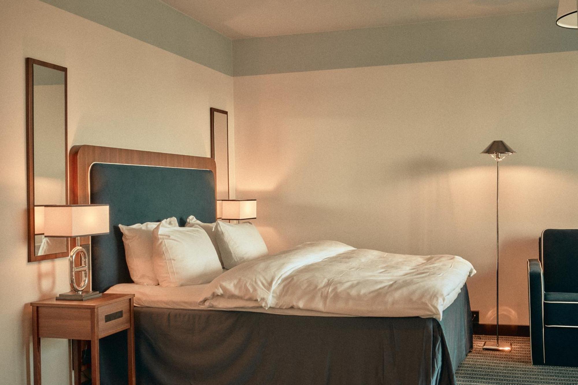 Hotel Klubben Tonsberg Bagian luar foto