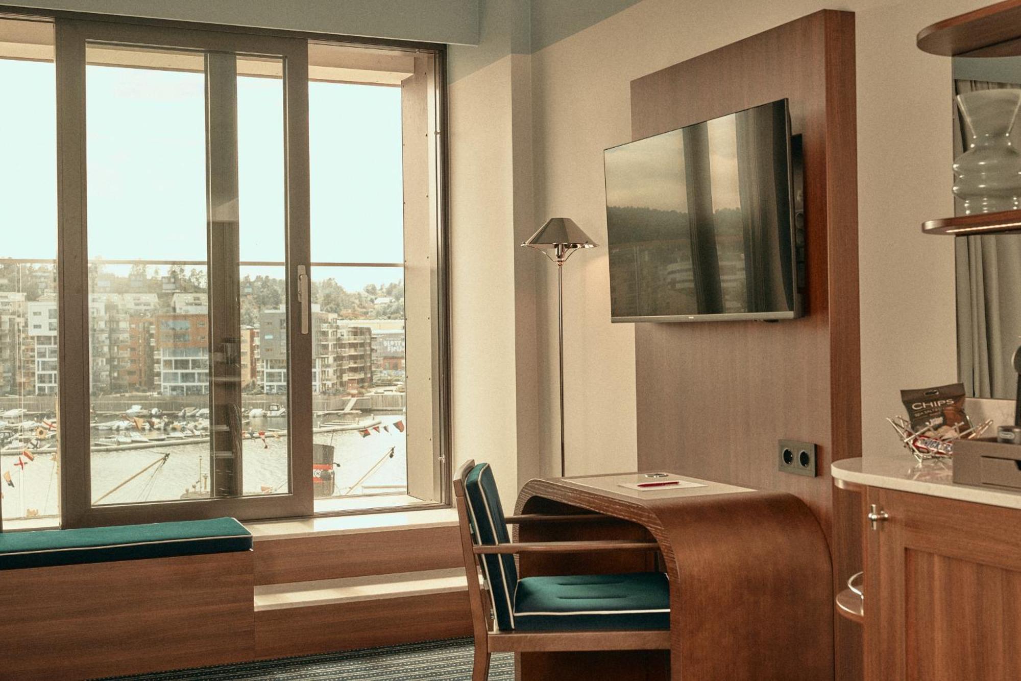 Hotel Klubben Tonsberg Bagian luar foto