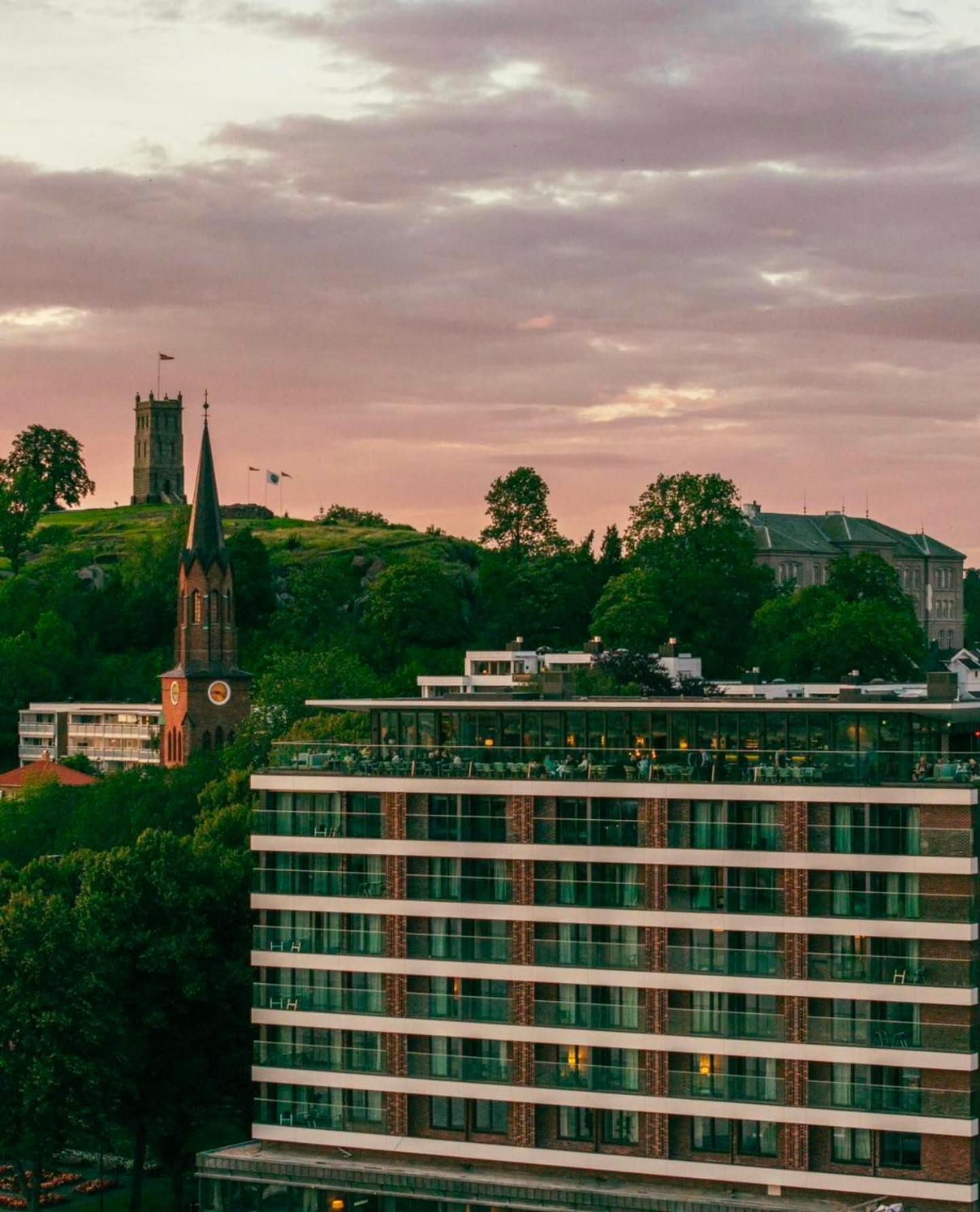 Hotel Klubben Tonsberg Bagian luar foto